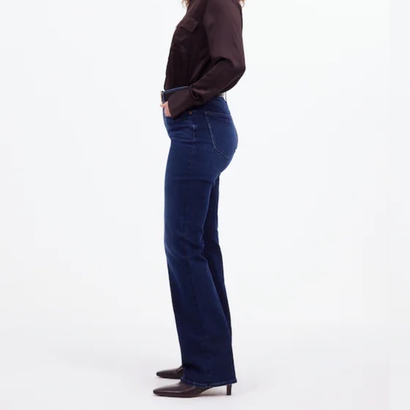 Madewell Curvy Kick Out Full Length Jeans Dark Wash Kingston Wide Bootcut Leg - Picture 3 of 10